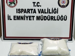 Isparta’da 1 Kilogram Uyarıcı Nitelikli Madde Ele Geçirildi