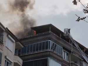 Yalova’da Çatı Katı Yangını Korkuttu