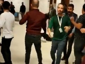 Hastanedeki Demir Çubuklu Kavga Kameraya Yansıdı