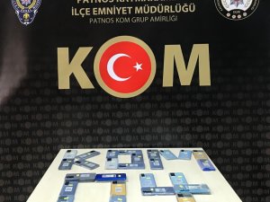 Ağrı’da 350 Bin Liralık Kaçak Cep Telefonu Ele Geçirildi
