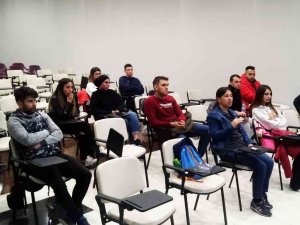 Hentbol Hakemleri Bir Araya Geldi