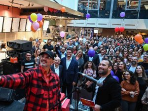 Yıldız Holding “Mutlu Et Mutlu Ol Günü”nü ‘Çeşitlilik, Fırsat Eşitliği Ve Sanat’ Temalarıyla Kutladı