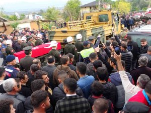 Pençe-yıldırım Şehidi Sinan İ̇nak, Son Yolculuğuna Uğurlandı