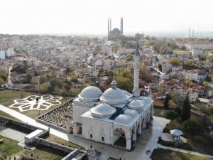 Yıpranan Asırlık Mezar Taşları Onarıldı