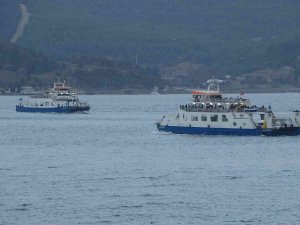 Gökçeada Ve Bozcaada’ya Yarınki Feribot Seferleri İptal Edildi