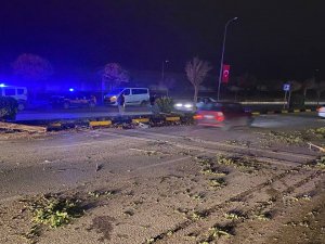 Gaziantep’te Çevik Kuvvet Aracı Kaza Yaptı: 5 Yaralı