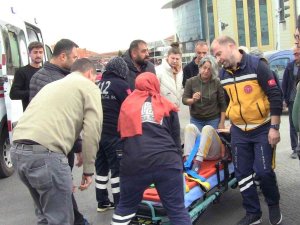 Otomobilin Çarptığı Çocuk Yaralandı
