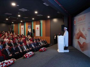 Diyanet İ̇şleri Başkanı Erbaş: “Zekat, İ̇slam Toplumunun Harcıdır”