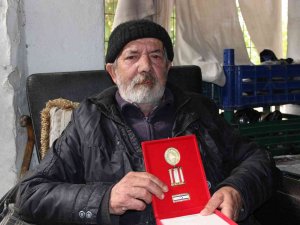 Kıbrıs Gazisinin İçler Acısı Hali Yürek Burktu