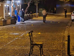 “Küfür” Tartışması Kanlı Bitti, Mekan Önüne Gelip Kurşun Yağdırdı: 1 Yaralı
