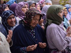 Sındırgı’da Eller Yağmur İçin Semaya Açıldı