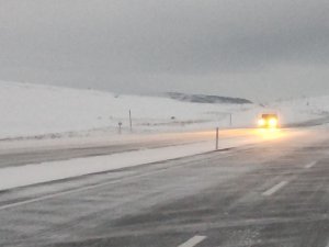 Kar Ve Tipi Ulaşımı Aksatıyor