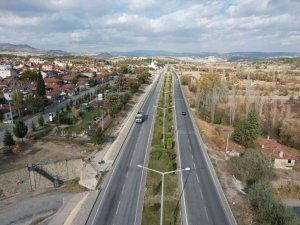Gediz’de Yeşil Alanların Kış Bakımı Yapılıyor