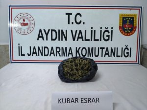 Şüpheli Şahsın Kullandığı Araçtan Uyuşturucu Madde Çıktı