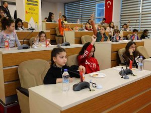 Bayraklı’nın Çocukları: “Yarınları Biz Kuracağız”