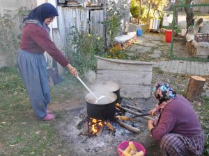 Köy Halkının Pekmez Yapımının Hikayesi