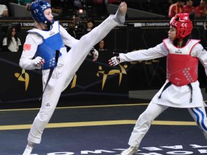 Zeliha Ağrıs Ve Hakan Reçber, Şampiyonayı Tamamladı