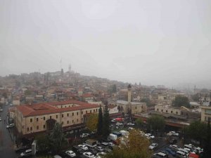 Gaziantep’te Sis Etkisini Sürdürüyor