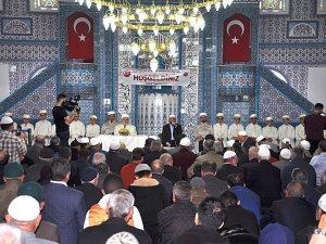 Edremit’te 20 Öğrenci İcazet Merasiminde Belgelerini Aldı