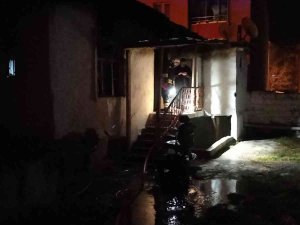 Engelli Adam Evde Çıkan Yangında Hayatını Kaybetti