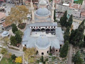 300 Yıllık Mumlar Yerine Kondu