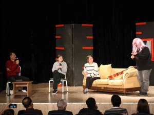 Körfez’de Kahkahaya Boğan Stand Up Gösterisi