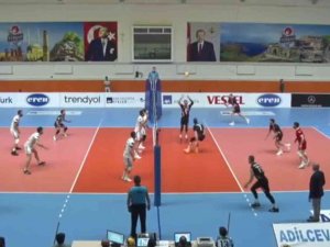 Efeler Ligi: Türşad: 3 - Spor Toto: 2