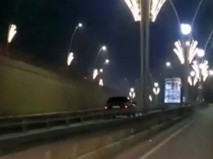 Ters Şeritte İlerleyen Otomobil Tehlike Saçtı