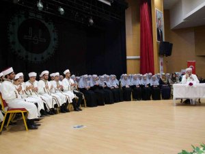 Bingöl’de Hafızlığı Tamamlayan 89 Öğrenci İçin İcazet Merasimi Düzenlendi