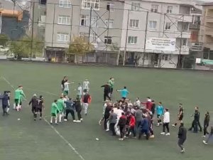 Sancaktepe’de Maç Bitti, Kavga Başladı