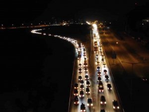 43 İlin Geçiş Güzergahında Hafta Sonu Trafiği Havadan Görüntülendi