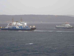 Bozcaada Ve Gökçeada’ya Tüm Feribot Seferleri İptal Edildi