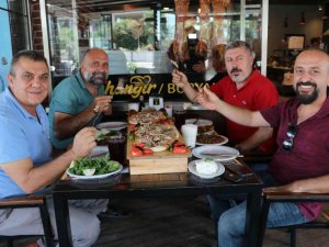 İ̇ki İlin Paylaşılamayan Lezzeti: Siirt’te Kuzu, Bitlis’te Keçi Eti İle Hazırlanıyor