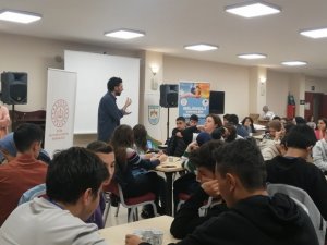 Kutuplardan İ̇znik Gölüne İklim Krizi Projesine Tam Destek