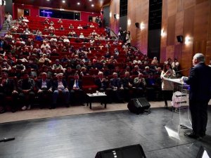 Fatih’te "Fatih Edebiyat Günleri" "İ̇mzalı Kitapların Peşinde" Sergisiyle Başladı