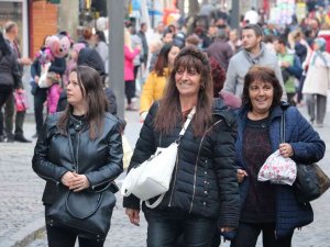Bulgarlar, Edirne’de Doyasıya Alışverişin Tadını Çıkardı
