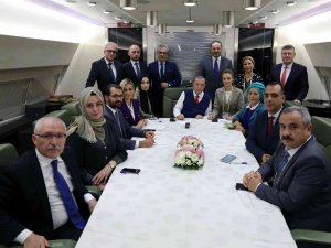 Cumhurbaşkanı Erdoğan: "Eğer Ülkemize, Topraklarımıza Birileri Rahatsızlık Veriyorsa Bunlara Biz Bedelini Ödetiriz"