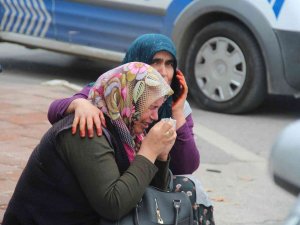 Kazada Ağır Yaralanan Motosiklet Sürücüsünü Kurtarmak İçin Vatandaşlar Seferber Oldu