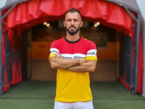 Göztepe, Emre Çolak’ın Sözleşmesini Feshetti