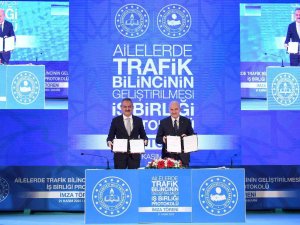 İ̇çişleri Bakanı Soylu: “Hedefimiz Trafik Kazalarındaki Ölüm Oranını 100 Binde 9,6’dan 5’e Düşürmektir”