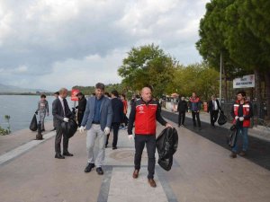 Köyceğiz’in 3 Noktasında Kıyı Temizliği Yapıldı