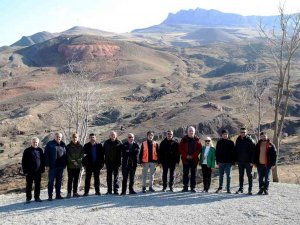 Ai̇çü Öncülüğünde “Ağrı Dağı Ve Nuh’un Gemisi Araştırması” Start Aldı