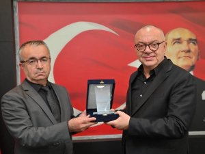 Manisa’nın Ulaşımda Çevreci Yatırımına ’Mükemmellik’ Ödülü