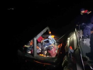 İ̇zmir’de 5 Göçmen Kurtarıldı
