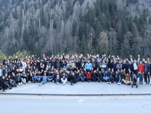 Öğrenciler Kampta Stres Attı