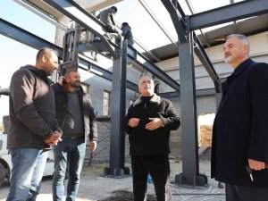 Atatürk Üniversitesinin Vizyon Projelerinden Veri Merkezinde Çalışmalar Sürüyor