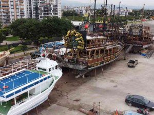 Sezon Güzel Geçti, Tekneler Bakım İçin Kıyıya Çekildi