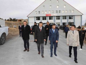 Vali Öksüz, Sarıkamış’ta Yatırımları Yerinde Gördü