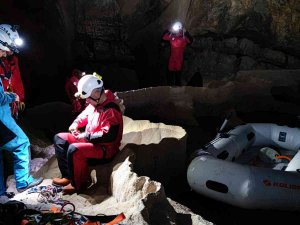 Dünya’nın 3’üncü Büyük Yeraltı Gölünde Profesyonel Keşif Çalışması