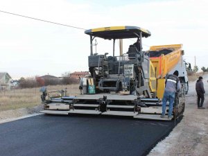 Kütahya’nın Mehmet Akif Ersoy Mahallesi’ne Asfalt